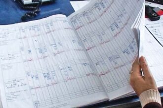 profesorii nu mai au voie sa anunte notele elevilor in fata clasei sau la sedintele cu parintii 68e8afd22dc7a