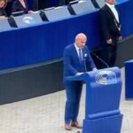 rares bogdan discurs incendiar in parlamentul european asteptam sa vina putin cu tancul ca sa intervenim 68e67ba61826f
