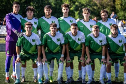 scoate usv capul din subsol meci pe terenul sintetic din copou 68e857f4449e0