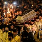 sfanta parascheva 2025 a inceput pelerinajul mii de oameni asteapta a coada programul complet video 68e62743e5b54