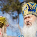 sfantul sinod a revocat interdictia impusa ips teodosie de a oficia slujbe in afara eparhiei sale 68dcbceb420c2