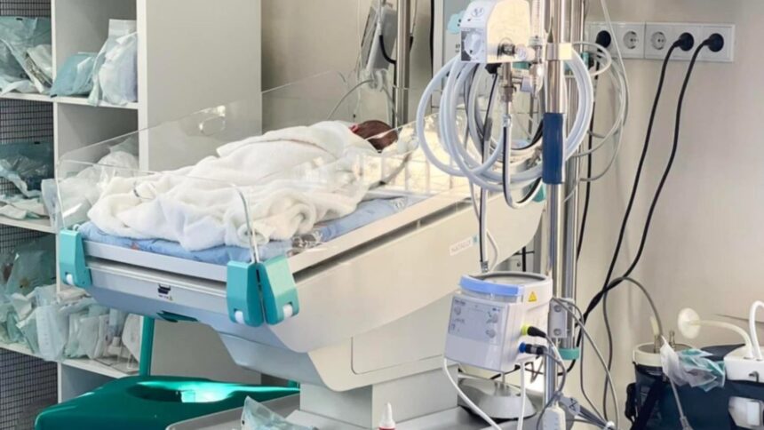 sfarsit tragic pentru un copil de 2 ani din constanta medicii ajunsi acasa nu au putut sa constate decat decesul micutului 68e10f22175c0