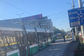 trafic paralizat in podu ros dupa ce un tramvai s a defectat video 68f5f06c208f8