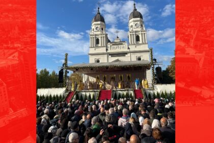 trei povesti extraordinare despre credinta si familie cine sunt cei trei preoti ieseni cu 10 12 copii premiati in fata a zeci de mii de pelerini 68eeebd6121e7