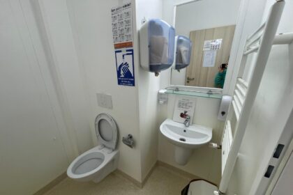 un cunoscut microbiolog iesean ce lucreaza in sua transeaza situatia amplasarii chiuvetelor in sectiile ati nu trebuie sa existe 68e8f99cc74f4