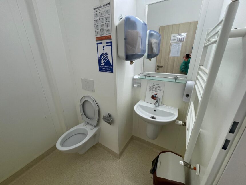 un cunoscut microbiolog iesean ce lucreaza in sua transeaza situatia amplasarii chiuvetelor in sectiile ati nu trebuie sa existe 68e8f99cc74f4