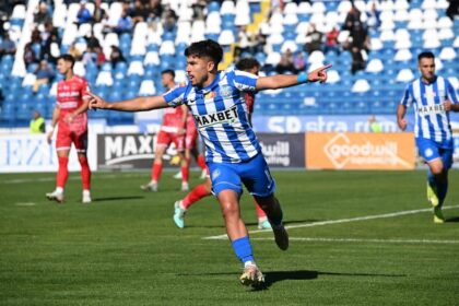 vesti bune la politehnica doi jucatori inclusiv golgeterul au fost recuperati in infirmerie raman astfel doar doi oameni 68dc7dfadc9f8