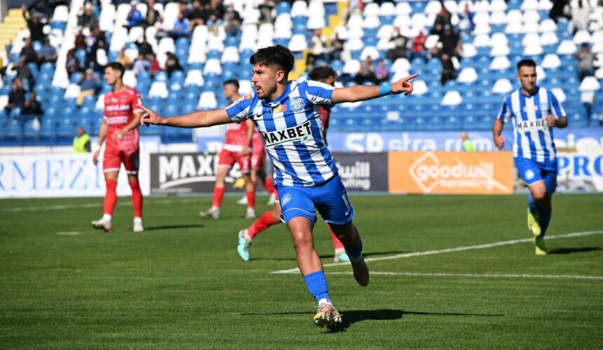 vesti bune la politehnica doi jucatori inclusiv golgeterul au fost recuperati in infirmerie raman astfel doar doi oameni 68dc7dfadc9f8