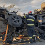 video tragedie la iasi doi morti dupa ce un bmw s a infipt intr un tir 6900d7d0cbe43