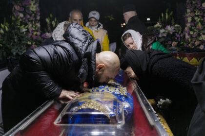 zeci de pelerini au ajuns la spital direct de la rand printre acestia doi copii 68ee0260d2bb8