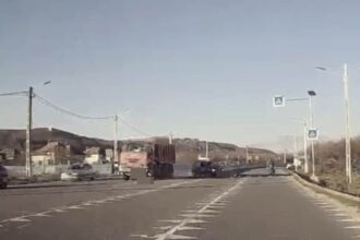 accident cumplit in arges o tanara a fost spulberata de o basculata chiar sub ochii logodnicului in timp ce traversa strada video 69259c4380e83