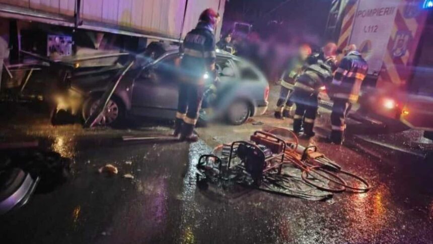 accident intre un autoturism si un tir in judetul bacau doua persoane au murit iar alte doua sunt grav ranite 6928eb8bd2ef2