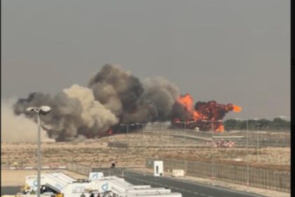 accident socant la dubai air show un avion de lupta s a prabusit in timpul demonstratiei video 69204eba5edb4