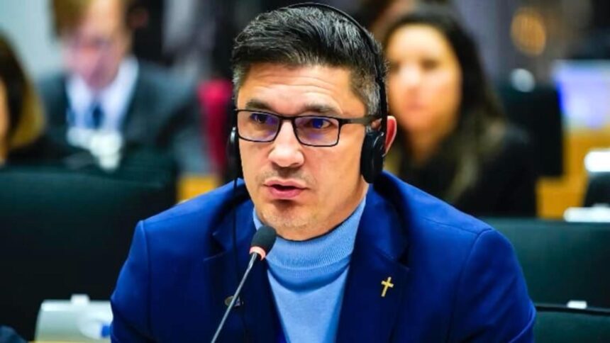 acuzatii grave lazarus interzis la ziua nationala cum elimina regimul oamenii incomozi video 692c006166df4