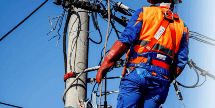 alimentarea cu energia electrica oprita timp de 8 ore pe mai multe strazi din iasi 691c1c619c608