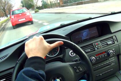 au spart doua bmw uri in zona chimiei ca sa le fure volanele hotii trei basarabeni voiau sa le vanda cu 200 de euro bucata 69168a839317b