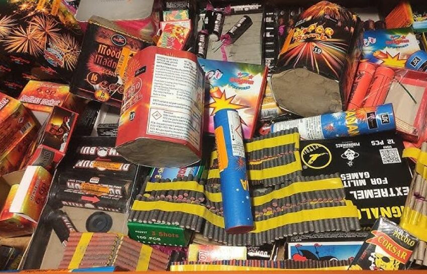 barbat din prahova retinut dupa ce a fost prins cu trei tone de artificii si petarde 6929781b32725