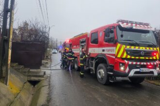 casa cuprinsa de flacari in comuna mogosesti 69218907074c6