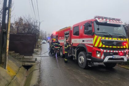 casa cuprinsa de flacari in comuna mogosesti 69218907074c6