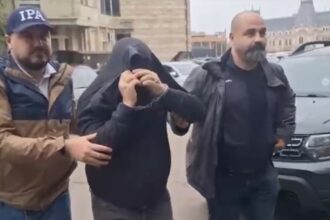 cazul de furt de la cec bank cug hotul era agent de securitate in unitate avea probleme cu jocurile de noroc si cu cateva zile inainte de jaf ar fi vrut sa se sinucida video 690dee2b804f2