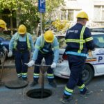 doi barbati s au dat drept angajatii de la gaze si au jefuit o pensionara de 98 de ani 692c70e2c78a2