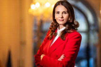 editie exploziva la televiziunea poporului anca alexandrescu fata in fata cu laurentiu botin video live text 6920b5a56e9f6