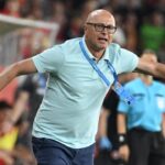 fc botosani se incurca pe terenul lupilor galbeni echipa lui leo grozavu nu obtine decat o remiza cu petrolul dar revine pe primul loc in superliga 690918a890843