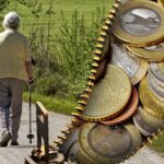 fuga de impozite romanii isi golesc conturile de pensii cass declanseaza panica oamenii scot banii din pilonul ii 69255f8aea7a0