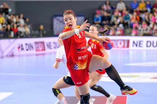 handbal feminin cm2025 romania victorie entuziasmanta la debutul in grupa a cu croatia 6928a41a6957f