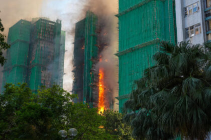 incendiu devastator in hong kong pompierii inca se lupta cu flacarile bilantul tragediei creste de la ora la ora 44 de morti si sute de disparuti 6927eecc7254a