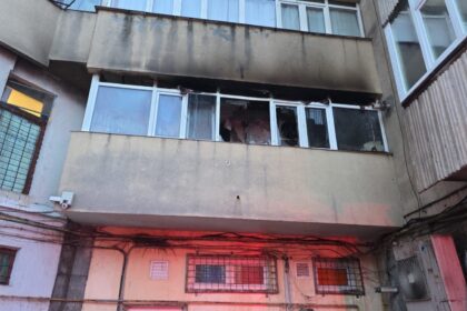 incendiu la un balcon in zona sfantul lazar 17 persoane evacuate preventiv foto 692713f5217da