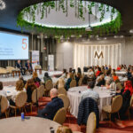 la iasi antreprenorii au aflat cum sa faca fata modificarilor fiscale si incertitudinii economice cand unii plang altii vand batiste 6913e440af2a3