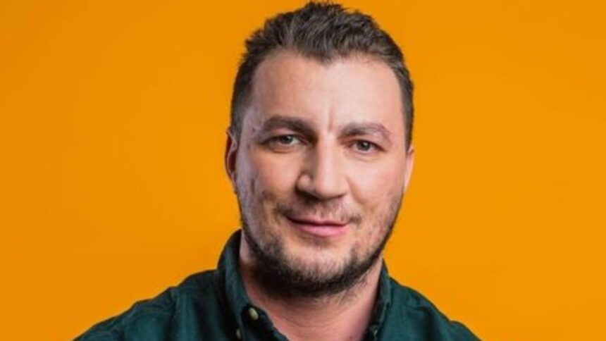 marian godina despre ionut mosteanu el da ordine si ne apara tara dar nu stie nici el exact ce studii a absolvit 69297022419f8