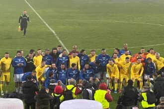 meciul lui ronaldinho din copou s a transformat intr o susanea lume putina multe nume anonime pe teren foto video 692b2af92018e