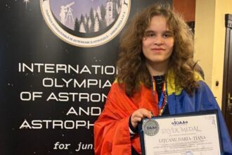 medalie de argint pentru tiana eleva la colegiul negruzzi din iasi la olimpiada internationala de astronomie si astrofizica 69056e0770175