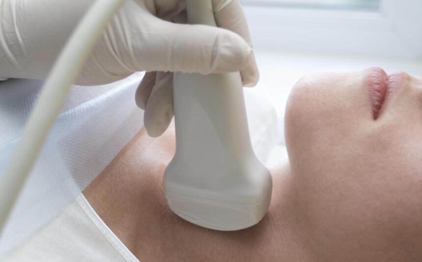 medic ablatia cu microunde reprezinta una dintre metodele minim invazive de ardere a nodurilor tiroidieni 69275d379c189