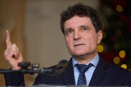 nicusor dan sfidare in plina austeritate primarul capitalei cere banii cheltuiti in campanie si a dat in judecata aep 6927fa5cc68eb