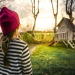 o eleva de 12 ani a murit in urma unei pedepse aplicata la scoala a facut 100 de genuflexiuni cu ghiozdanul in spate pentru ca a intarziat la ore 6924b00d080bf