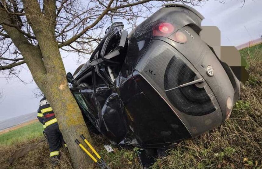 o mama din botosani si doi fii ai sai au ajuns la spital dupa ce masina acestora s a rasturnat 69258e33714cb