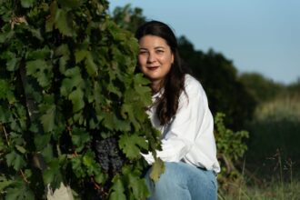 povestea anei maria toader tanara pe care parintii o vedeau medic dar ea a ajuns horticultor din dragoste pentru vin nu este doar o bautura ci o lume de sine statatoare 6919267e6d2ad