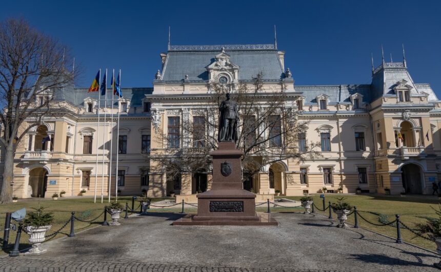 primaria iasi data in judecata dupa descinderile dna in institutie in dosarul angajatilor mentinuti pe functii si dupa pensionare in disputa zeci de salarii 691e7e02c1ae3