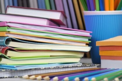 programa de limba romana din clasa a ix a este prea dificila pare destinata studentilor nu elevilor 692b416110898