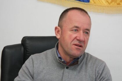 sase acuzatii de trafic de persoane si alte sase de supunere la munca fortata in curand incepe judecata fostului primar din schitu duca 69081b8417316