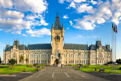 secretele restaurarii patrimoniului expozitie aniversara la palatul culturii vernisata astazi 691e738160fa3