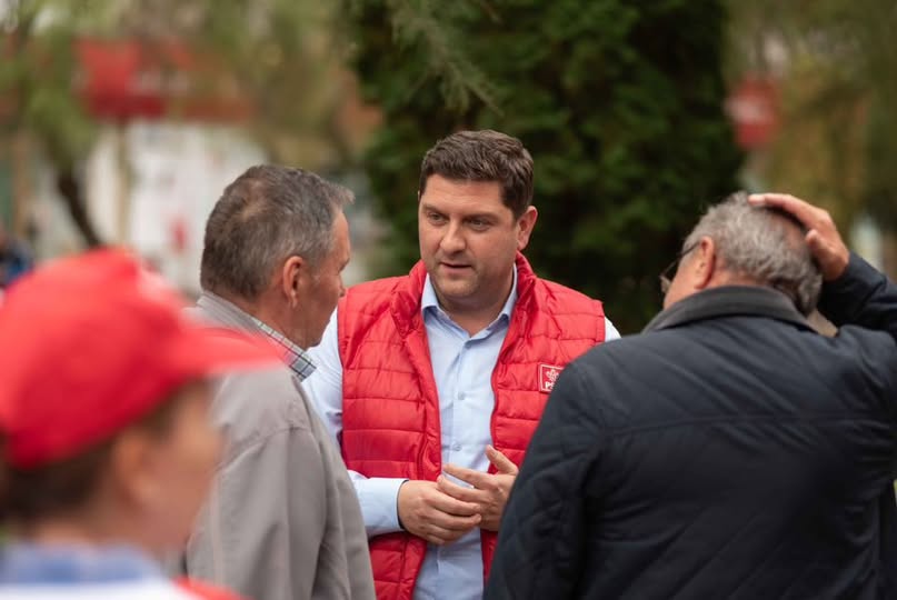 sefii pnl ai consiliului judetean iasi i au pus cruce si lui 2025 niciun proiect relevant in schimb bihorul lui bolojan nu simte austeritatea p 691d72c422818