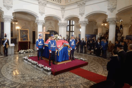 sicriul cu ramasitele domnitorului grigore alexandru ghyka depus la palatul culturii video 6914a1d7926b2 1