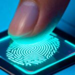 ue accelereaza pasaportul digital pe telefon dar apar temeri privind supravegherea biometrica 6921471f4bdee