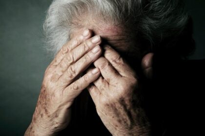 un barbat care si a lovit soacra cu un fier beton a motivat gestul prin faptul ca nu mergea cd ul 690abe83de443