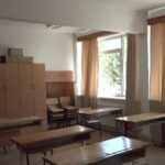 un elev din cluj napoca a dislocat umarul unei invatatoare a lovit o pe directoarea adjuncta si a muscat mana psihologului 6927379ca509c