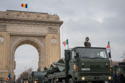 1 decembrie 2025 ultimele pregatiri pentru parada de ziua nationala armata defileaza in fata presedintelui nicusor dan 692d255ab4f81